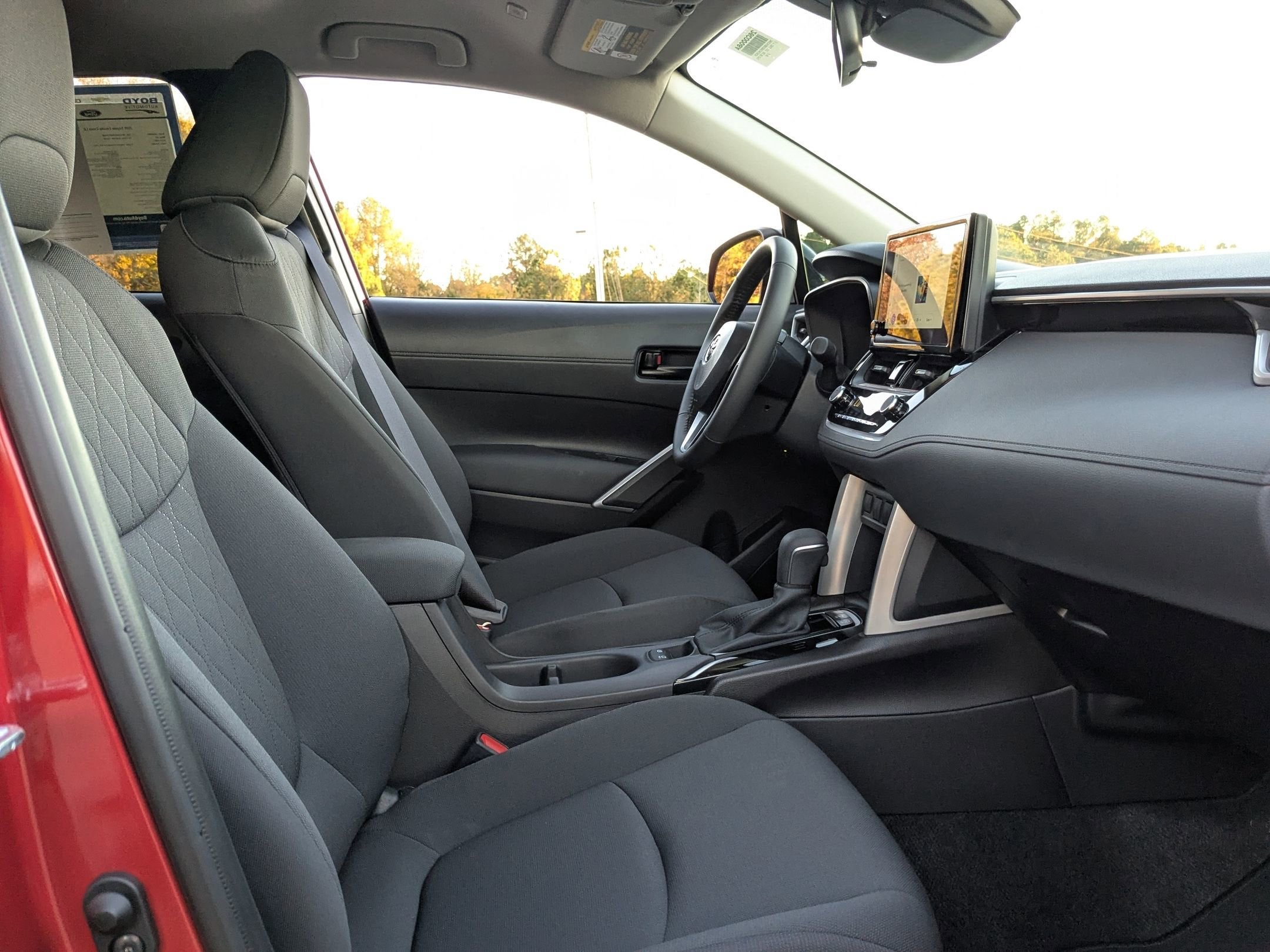 2025 Toyota Corolla Cross LE