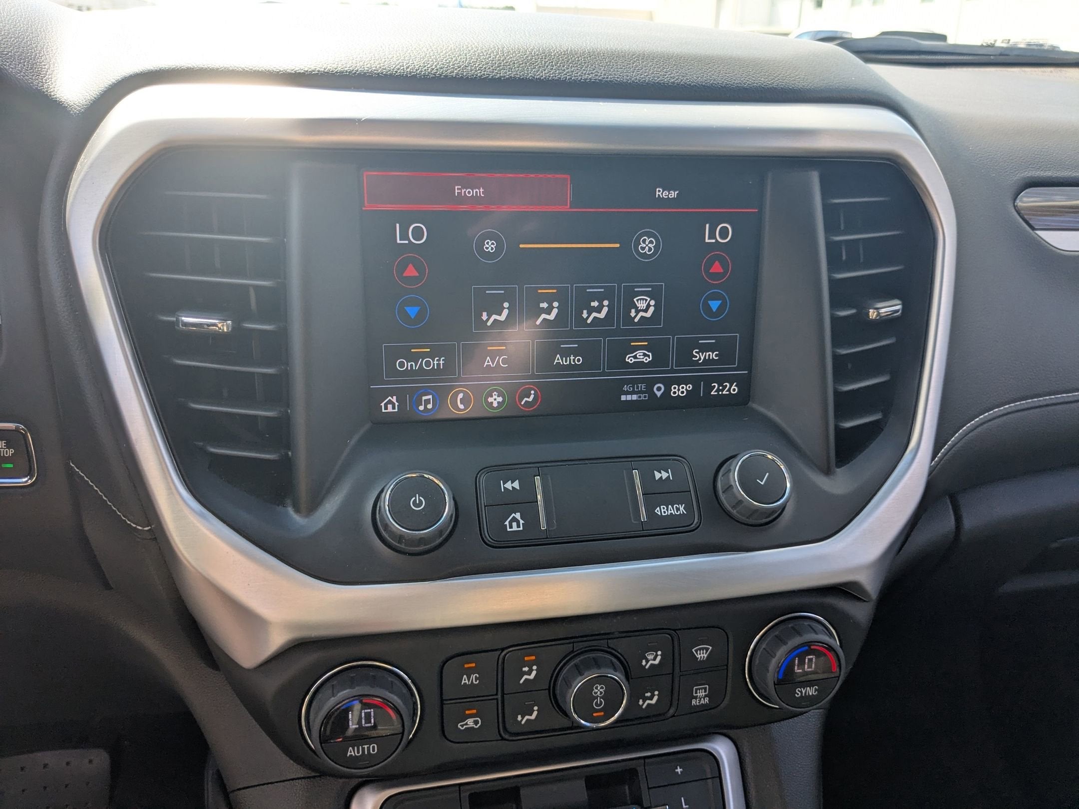 2023 GMC Acadia SLE