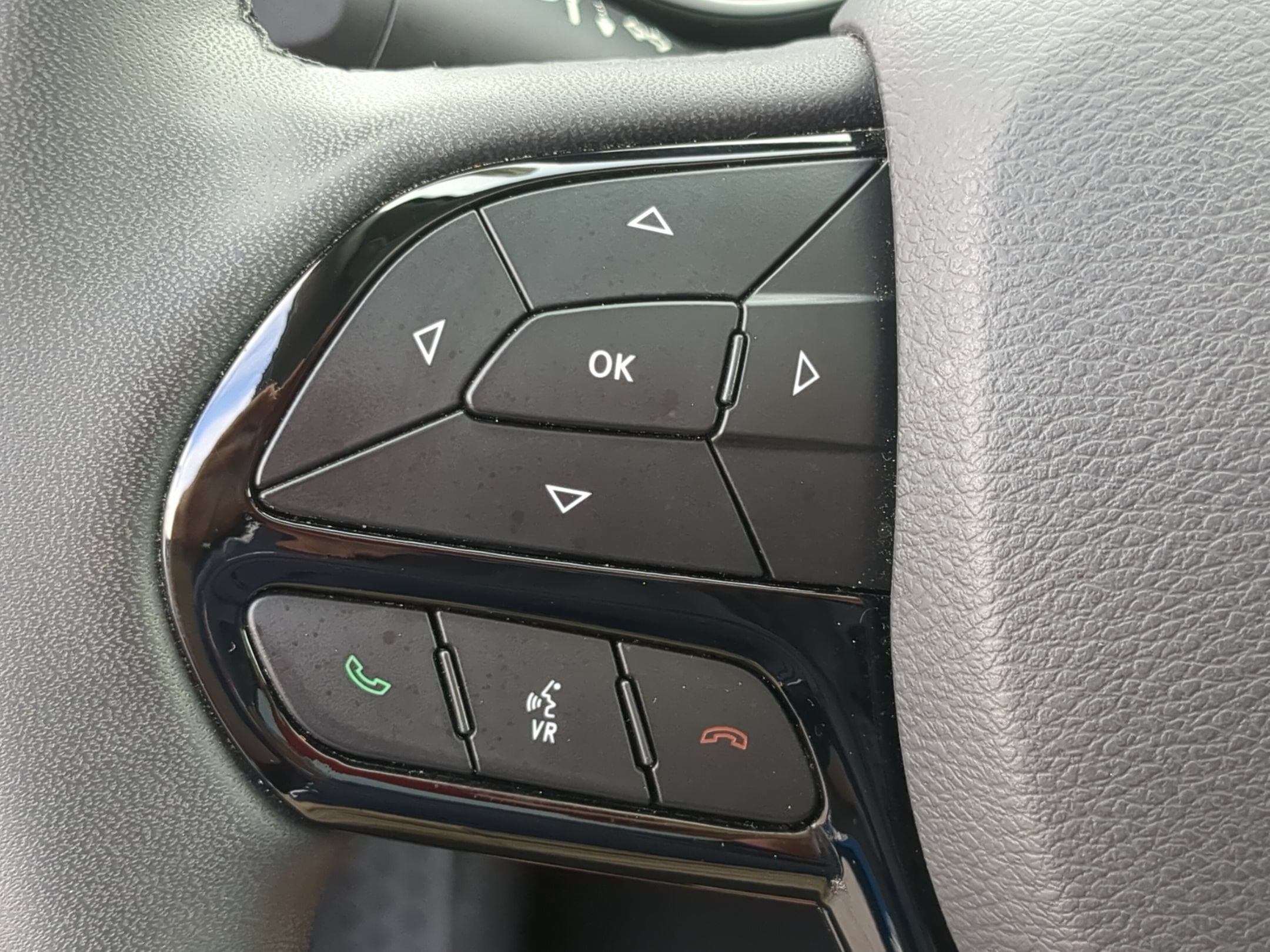 2023 Jeep Cherokee Altitude Lux 4x4