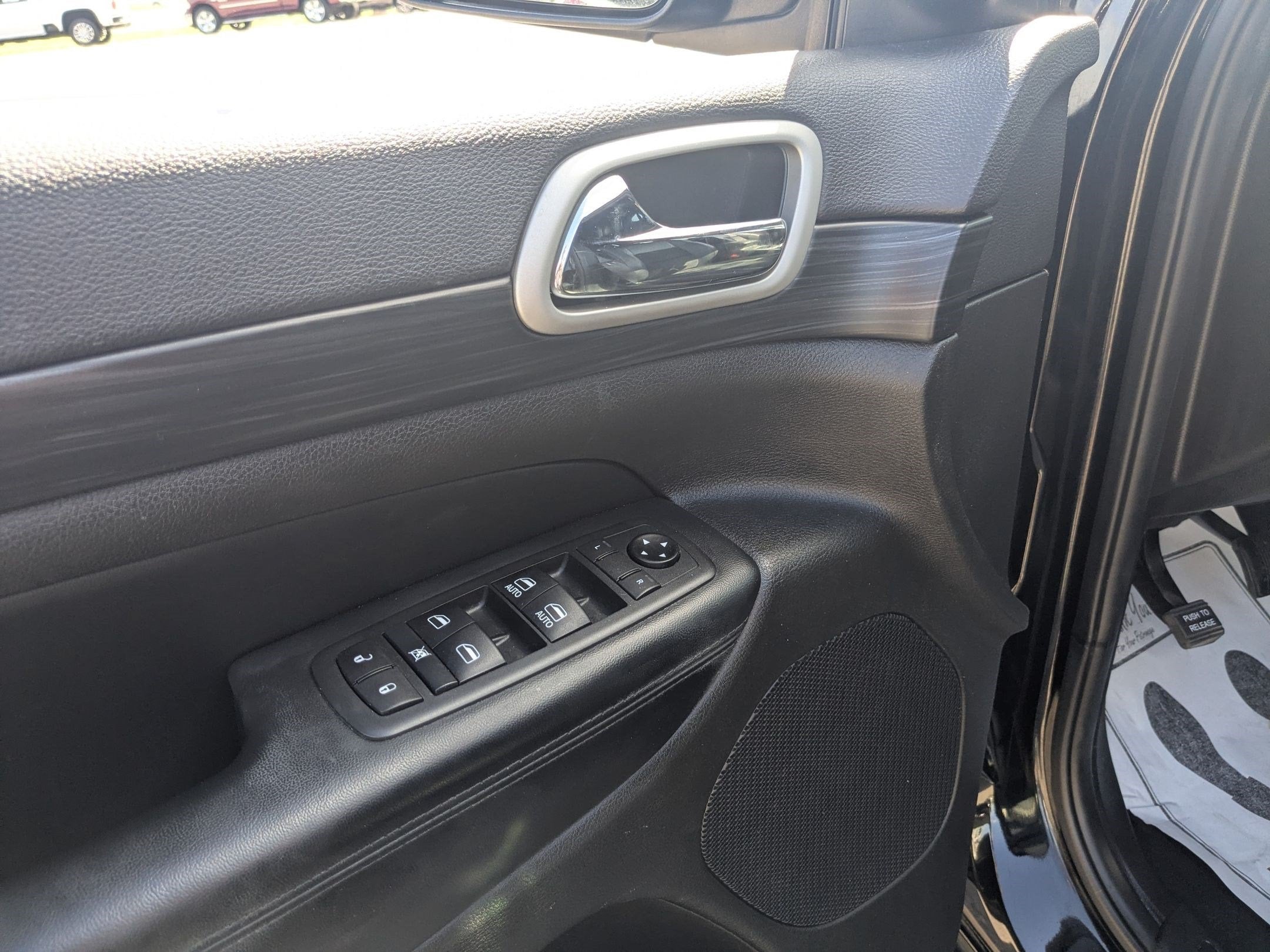 2021 Jeep Grand Cherokee Laredo X 4x2