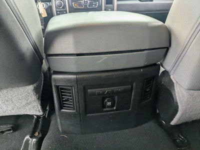 2018 RAM 1500 Big Horn Crew Cab 4x4 5'7' Box