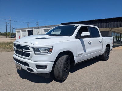2023 RAM 1500 Laramie Crew Cab 4x4 5'7' Box