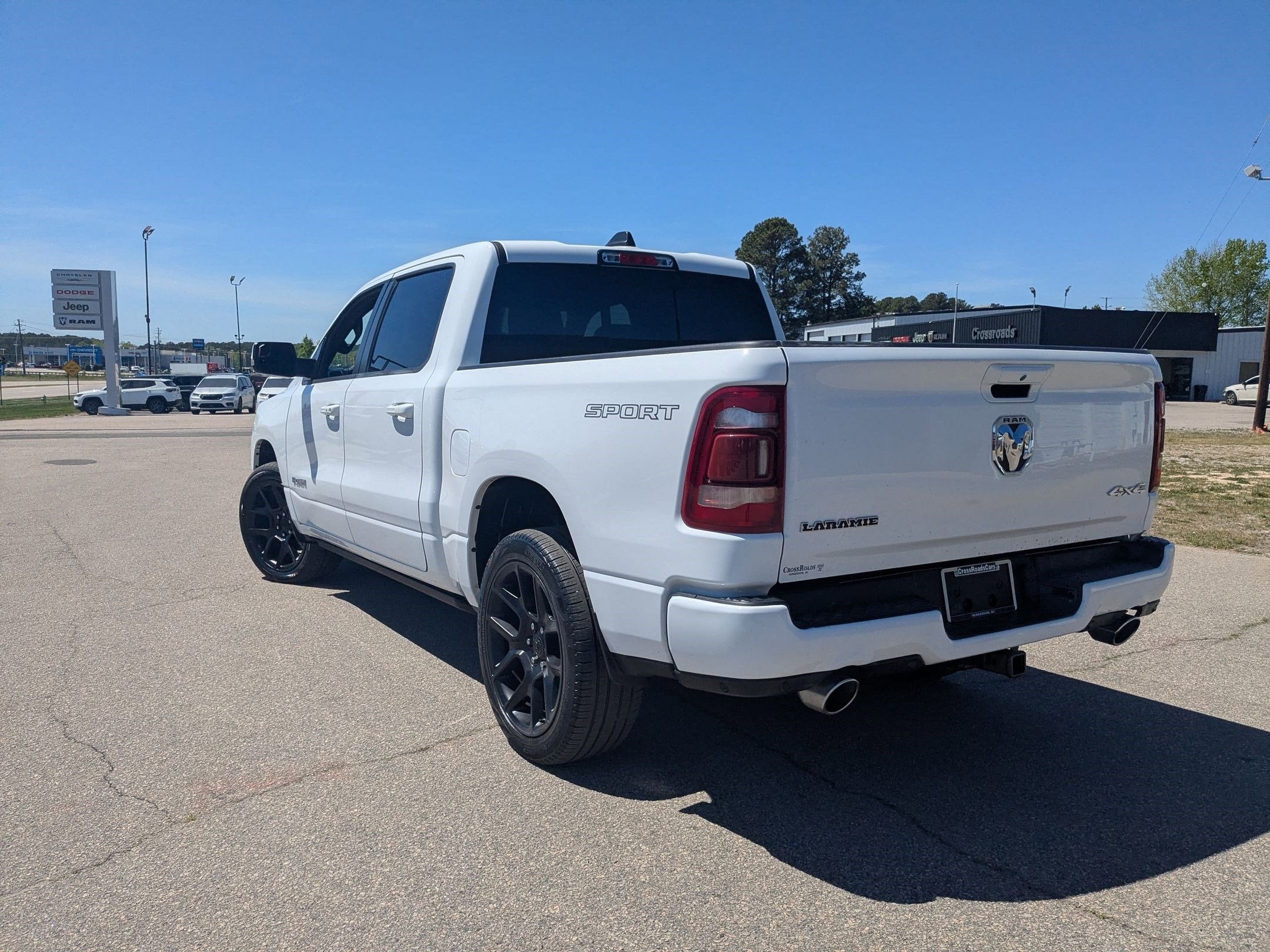 2023 RAM 1500 Laramie Crew Cab 4x4 5'7' Box