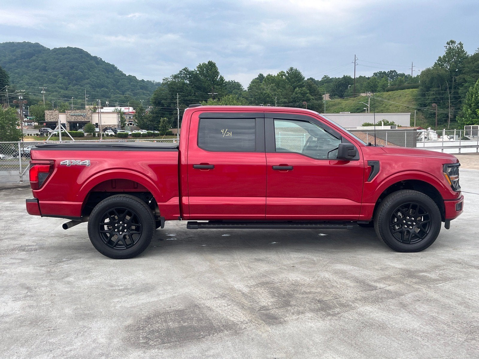 2024 Ford F-150 STX