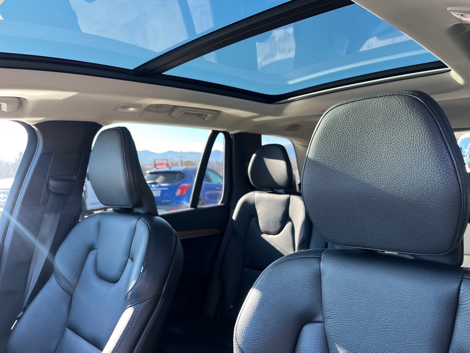 2023 Volvo XC90 Plus