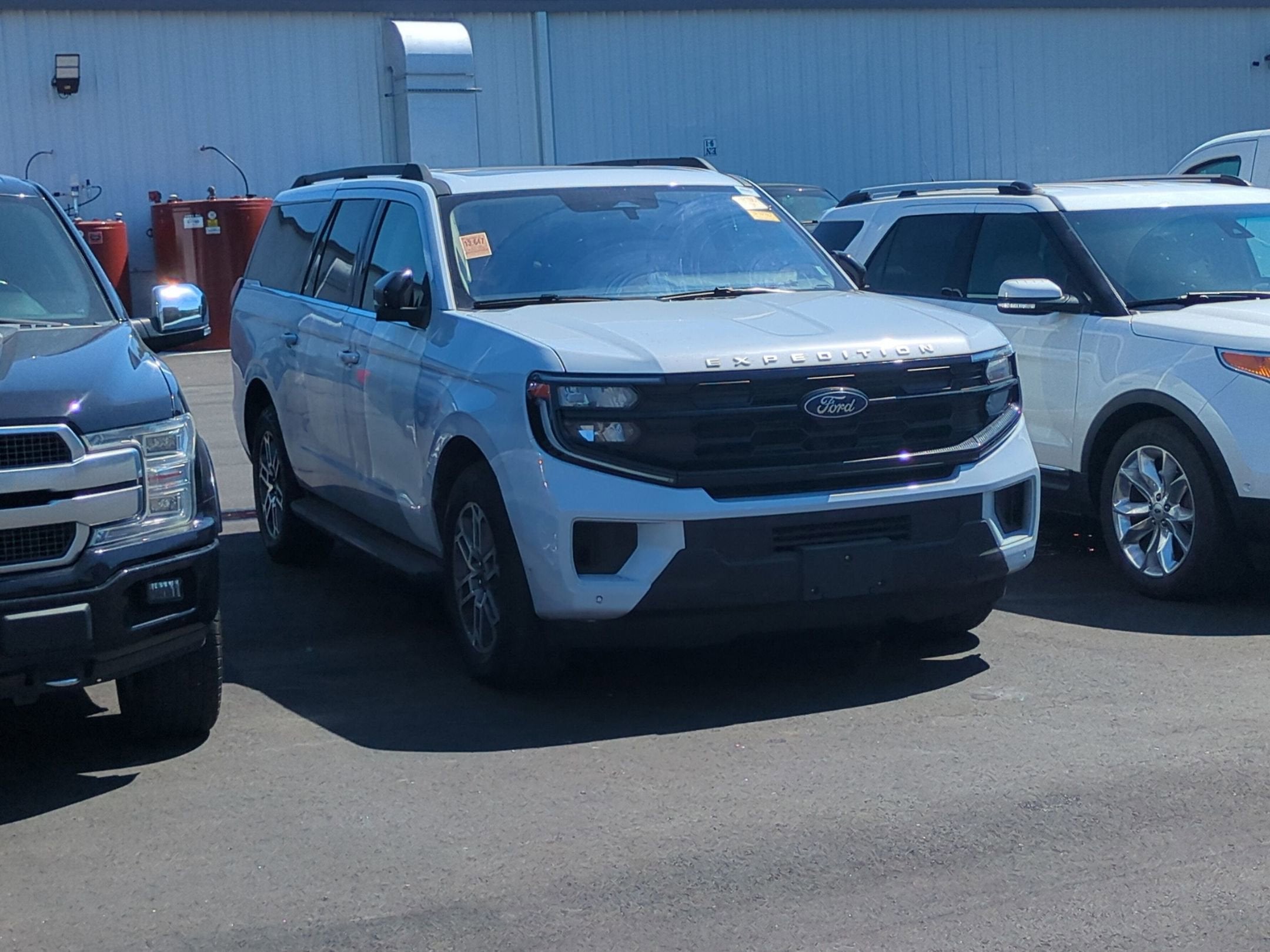 2025 Ford Expedition Max Active