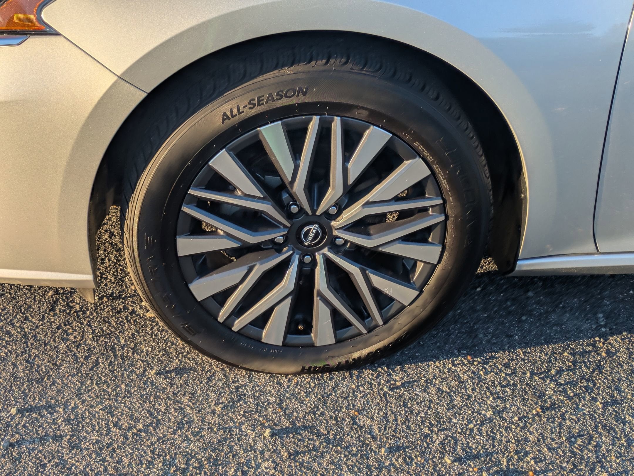 2024 Nissan Altima 2.5 SV