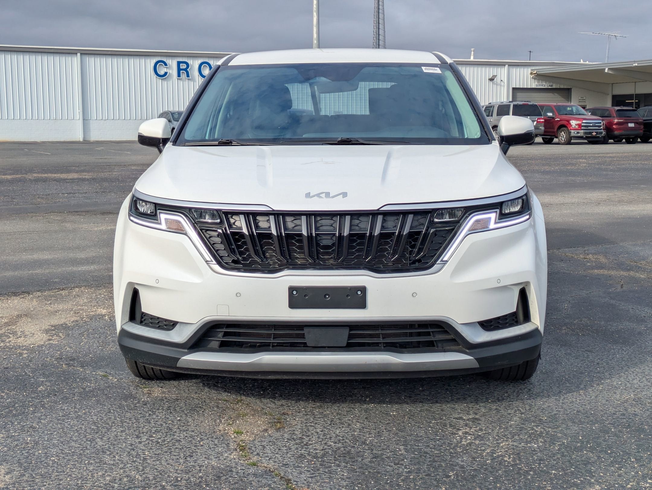 2024 Kia Carnival EX