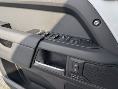 2025 Land Rover Defender S