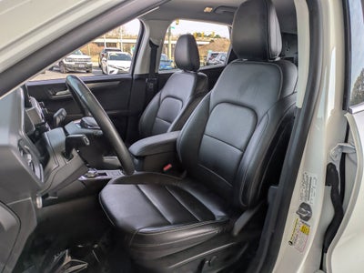 2022 Ford Escape Titanium Hybrid