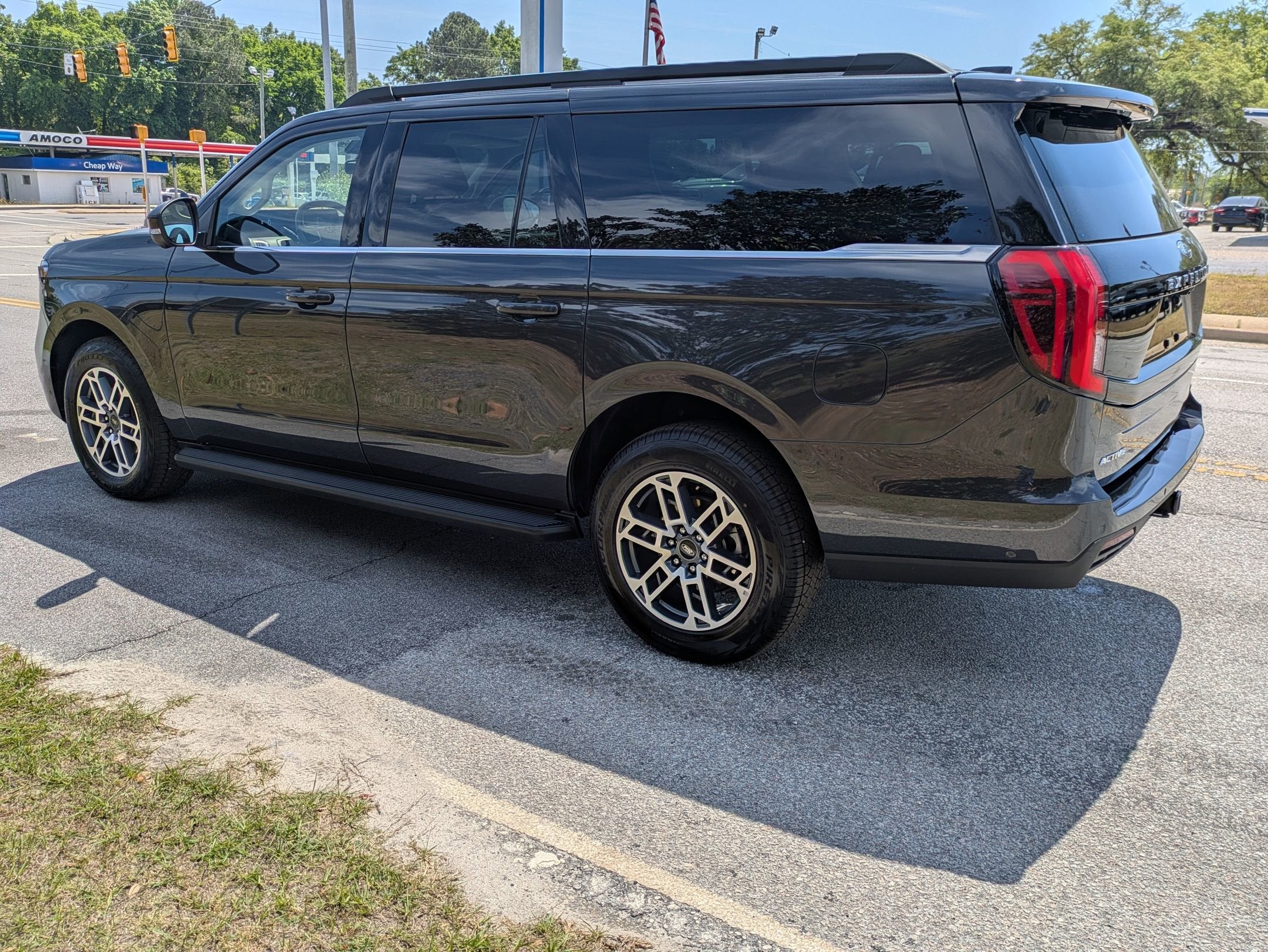 2025 Ford Expedition Max Active