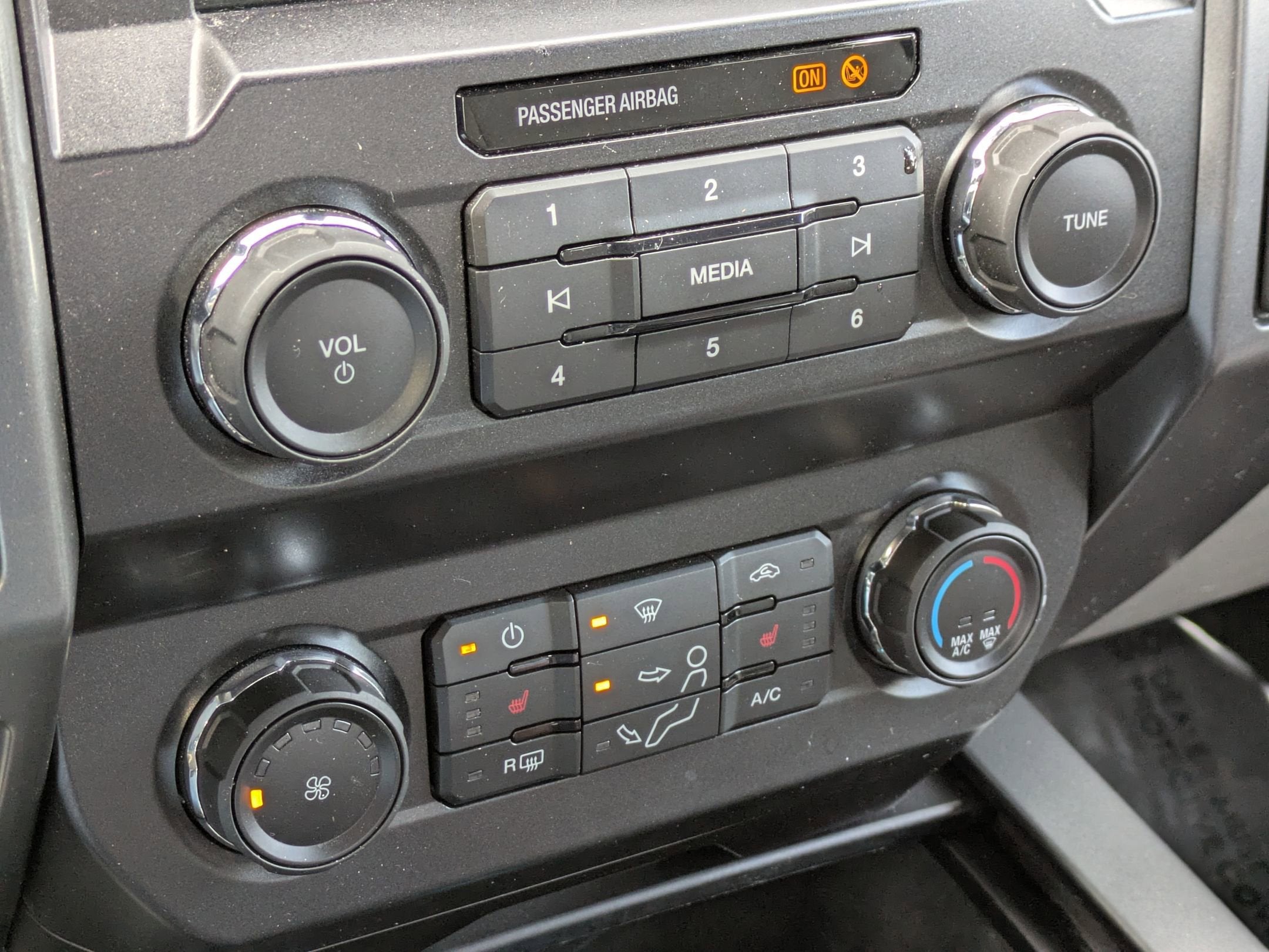 2022 Ford Super Duty F-250 SRW XLT