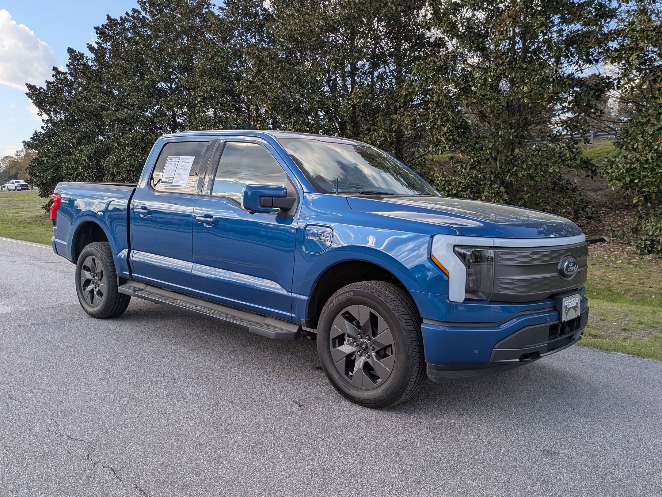 2022 Ford F-150 Lightning LARIAT