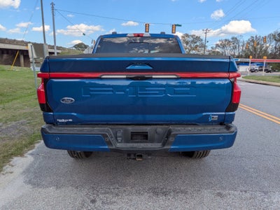 2022 Ford F-150 Lightning LARIAT