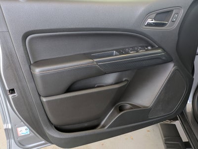 2022 GMC Canyon 4WD AT4 w/Leather