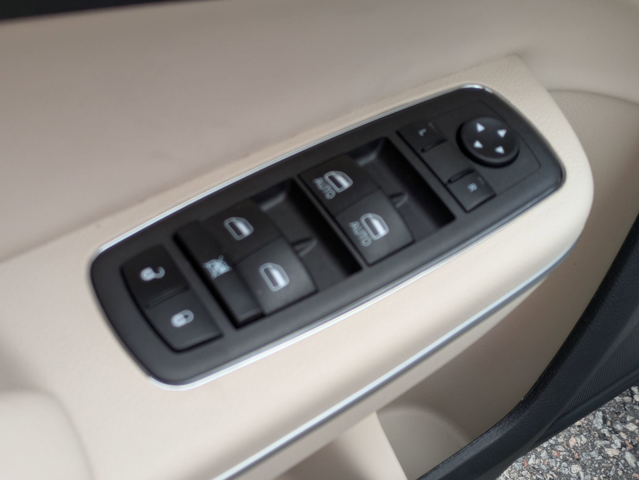 2023 Chrysler 300 Touring