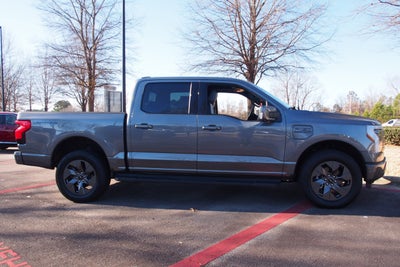 2023 Ford F-150 Lightning LARIAT