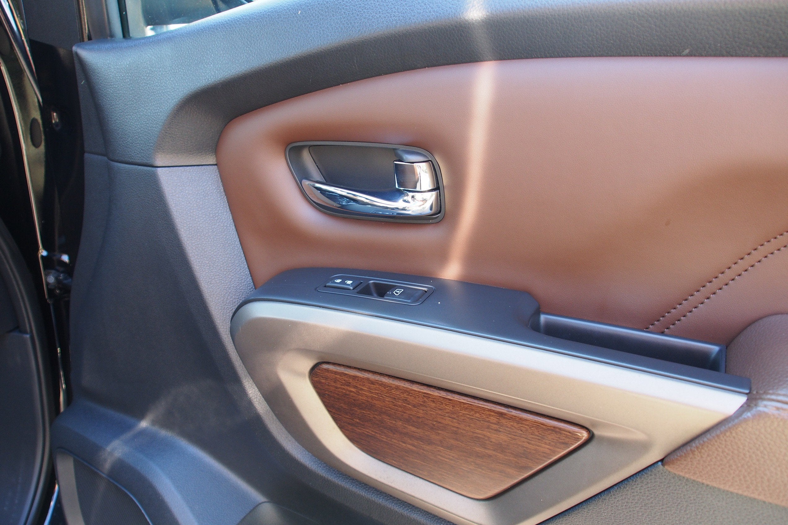 2021 Nissan Titan Platinum Reserve