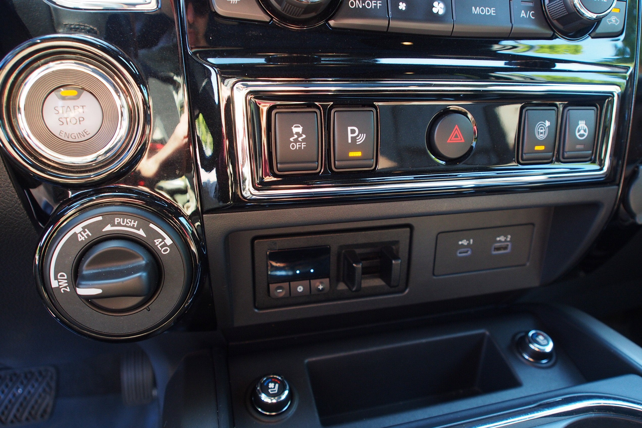 2021 Nissan Titan Platinum Reserve
