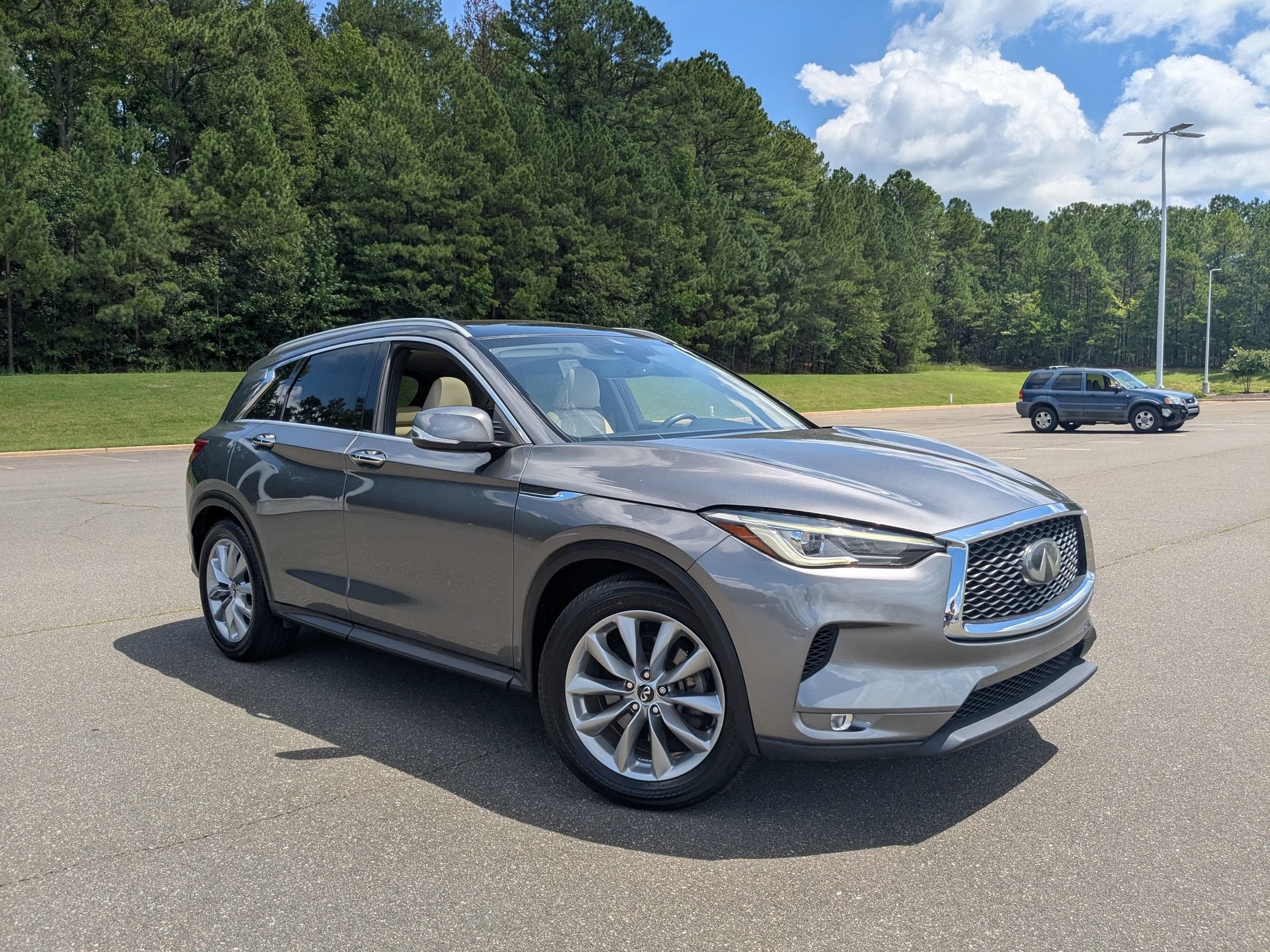 2019 INFINITI QX50 LUXE