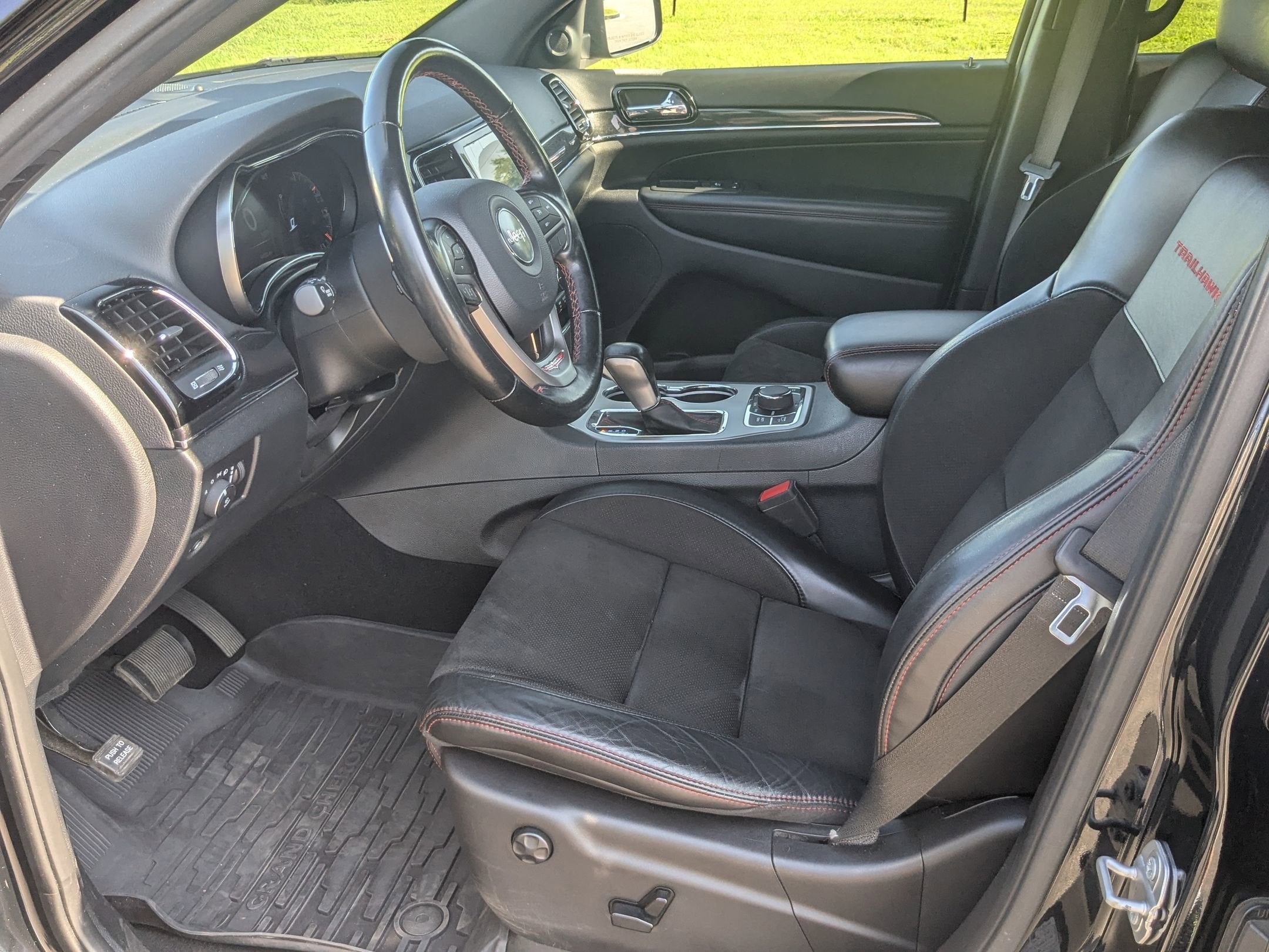 2020 Jeep Grand Cherokee Trailhawk