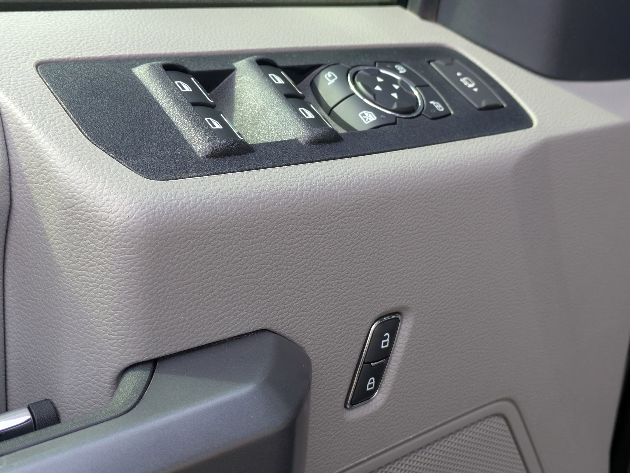 2022 Ford Super Duty F-250 SRW XLT