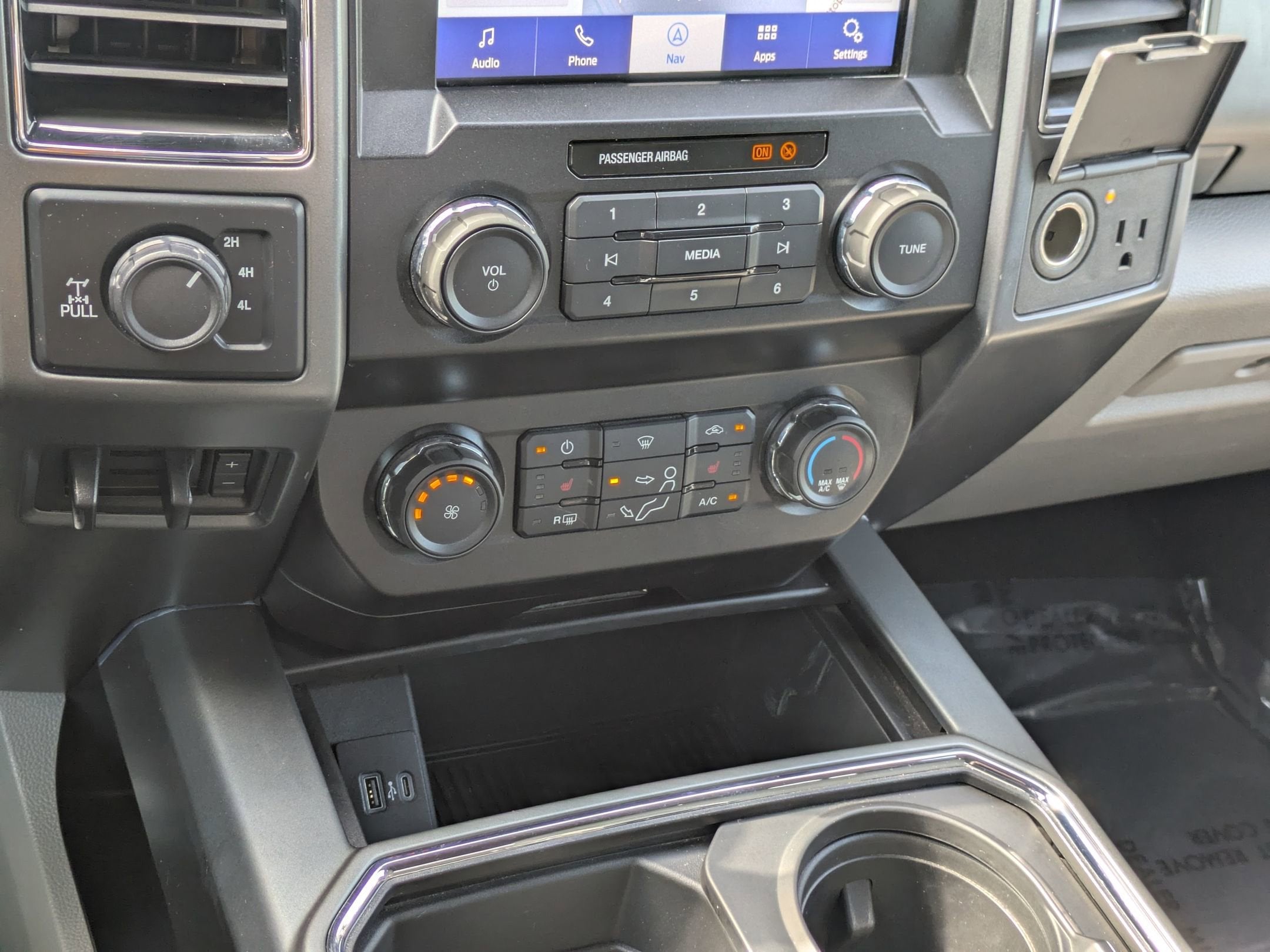 2022 Ford Super Duty F-250 SRW XLT