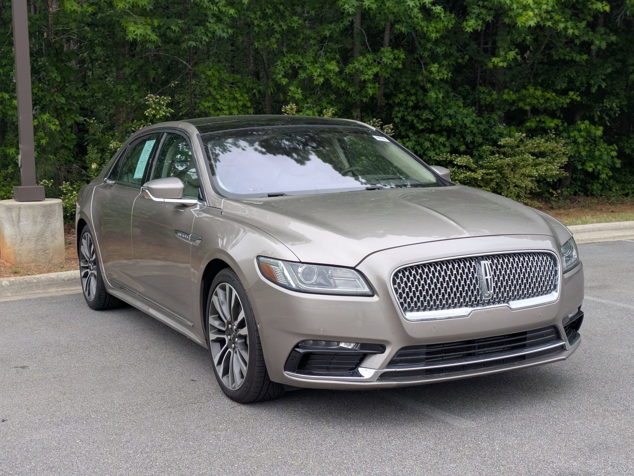 2019 Lincoln Continental Reserve