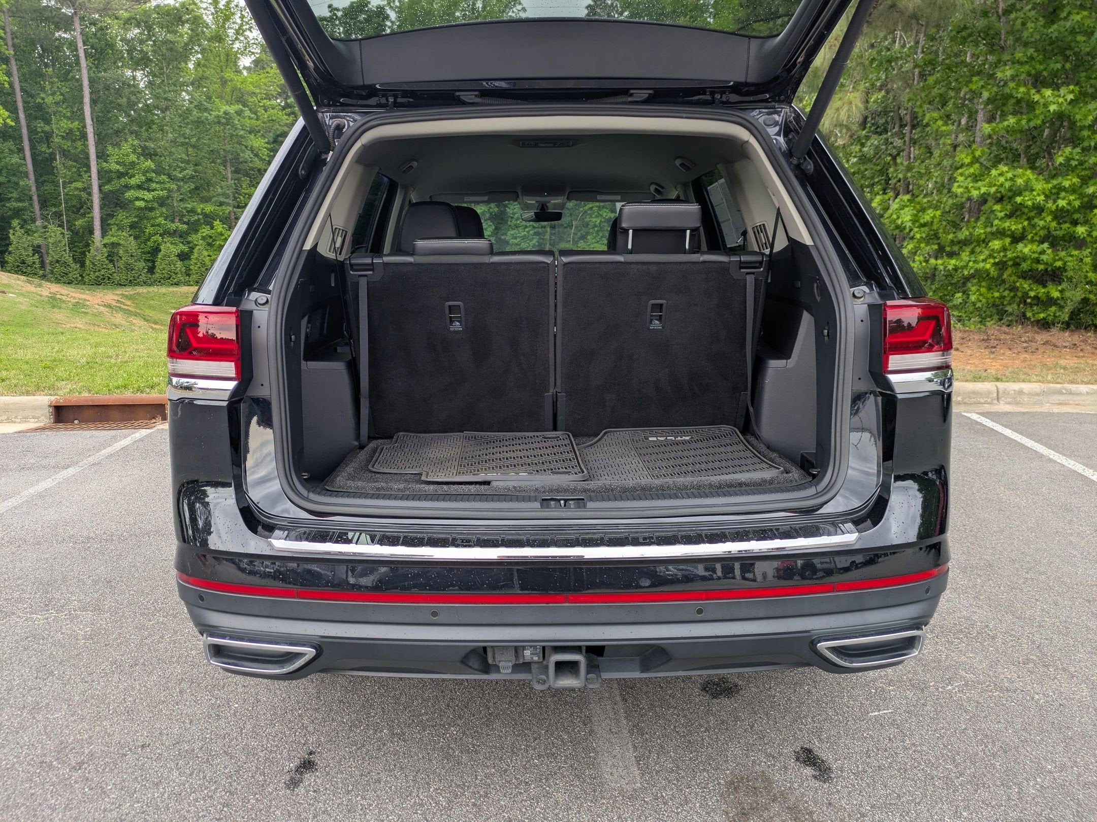 2022 Volkswagen Atlas 3.6L V6 SE w/Technology