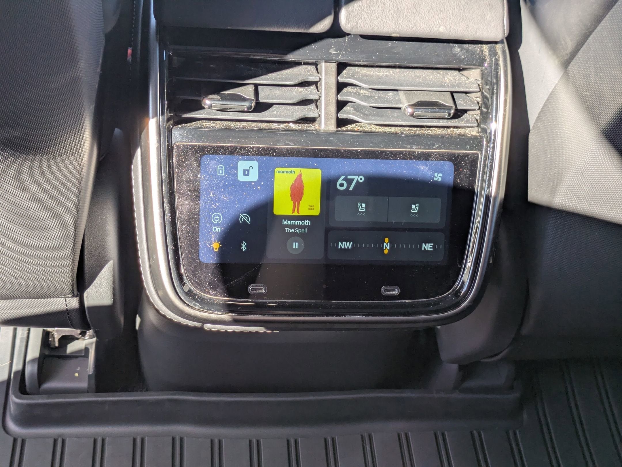 2023 Rivian R1S Launch Edition