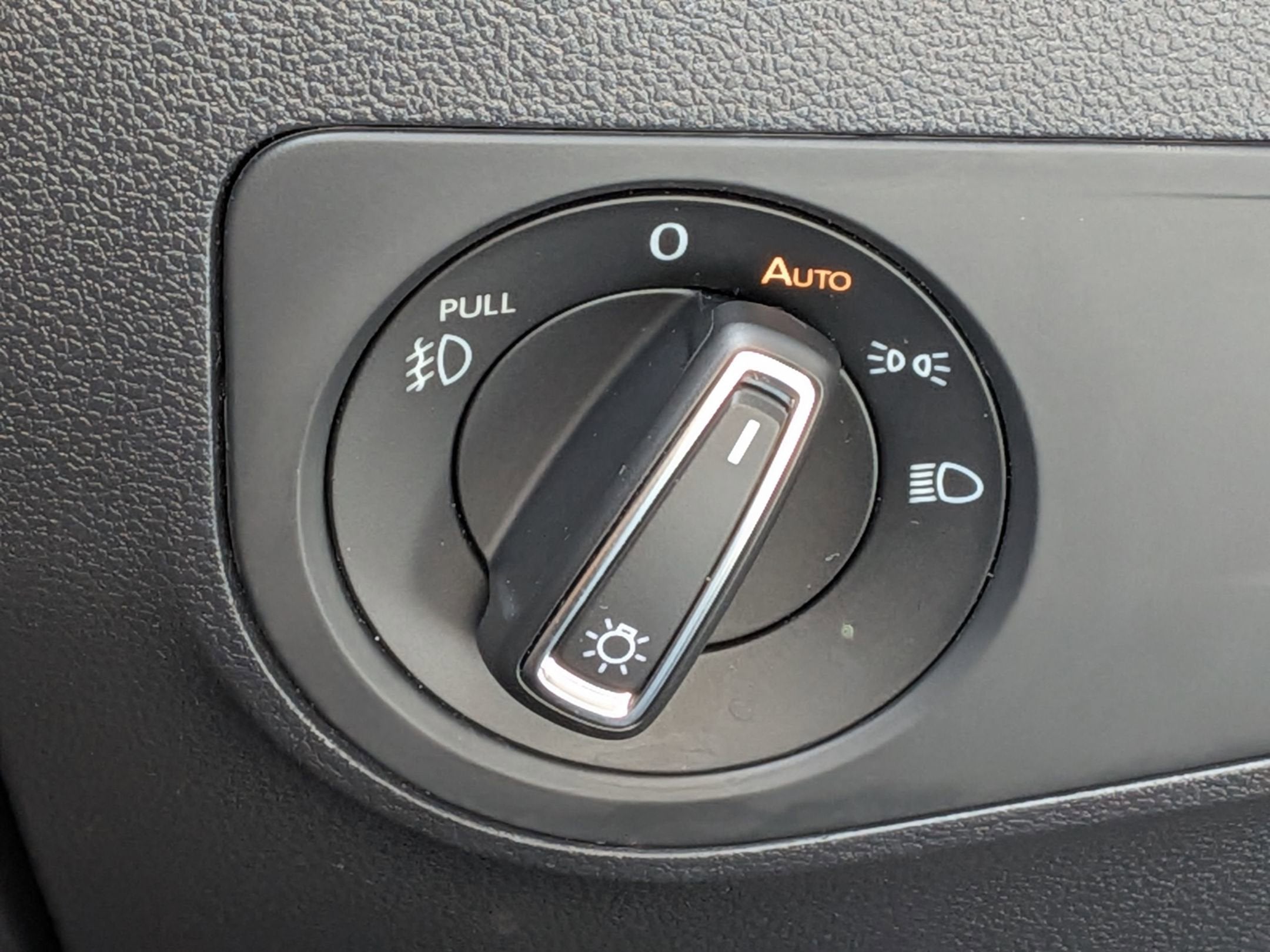 2018 Volkswagen Tiguan SEL