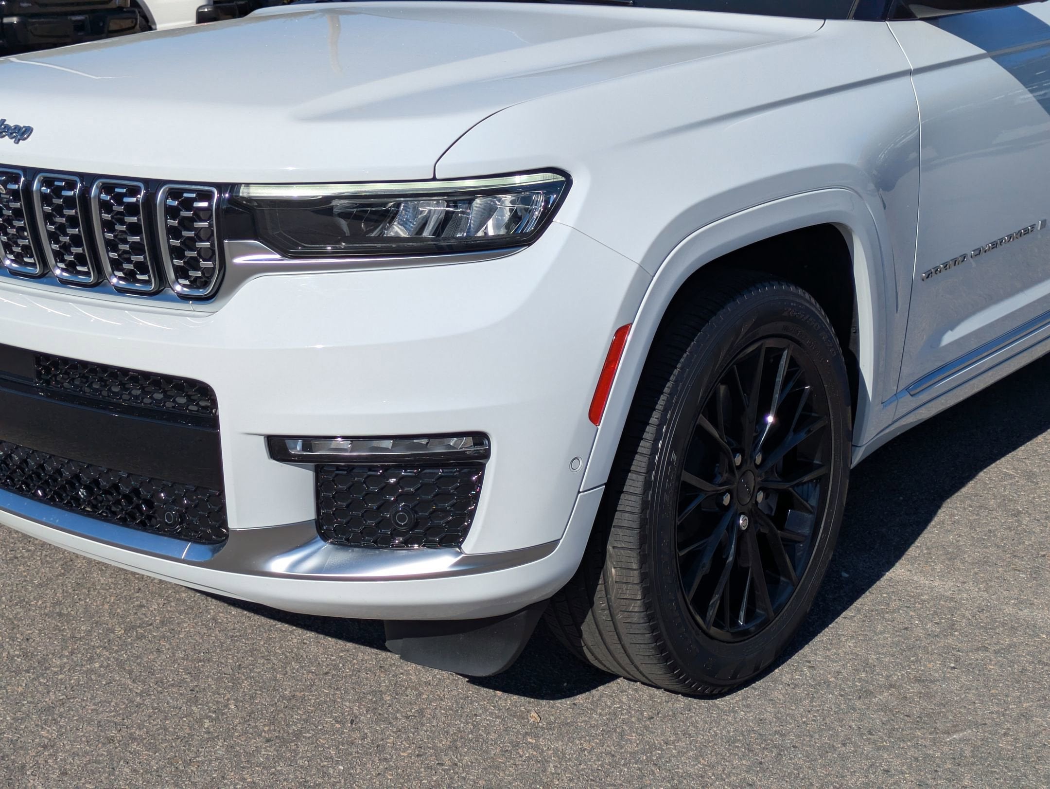 2023 Jeep Grand Cherokee L Summit