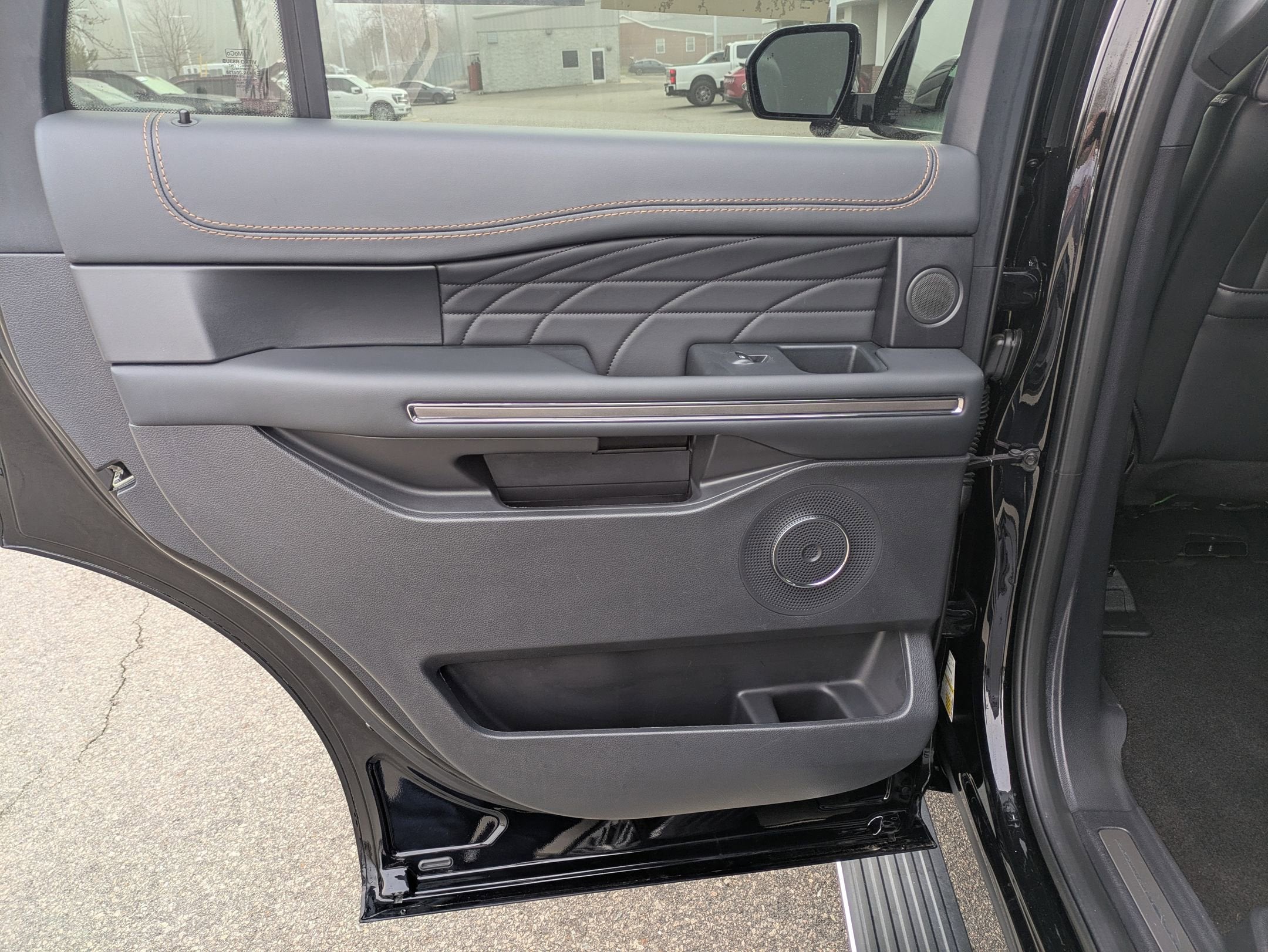 2023 Ford Expedition Platinum