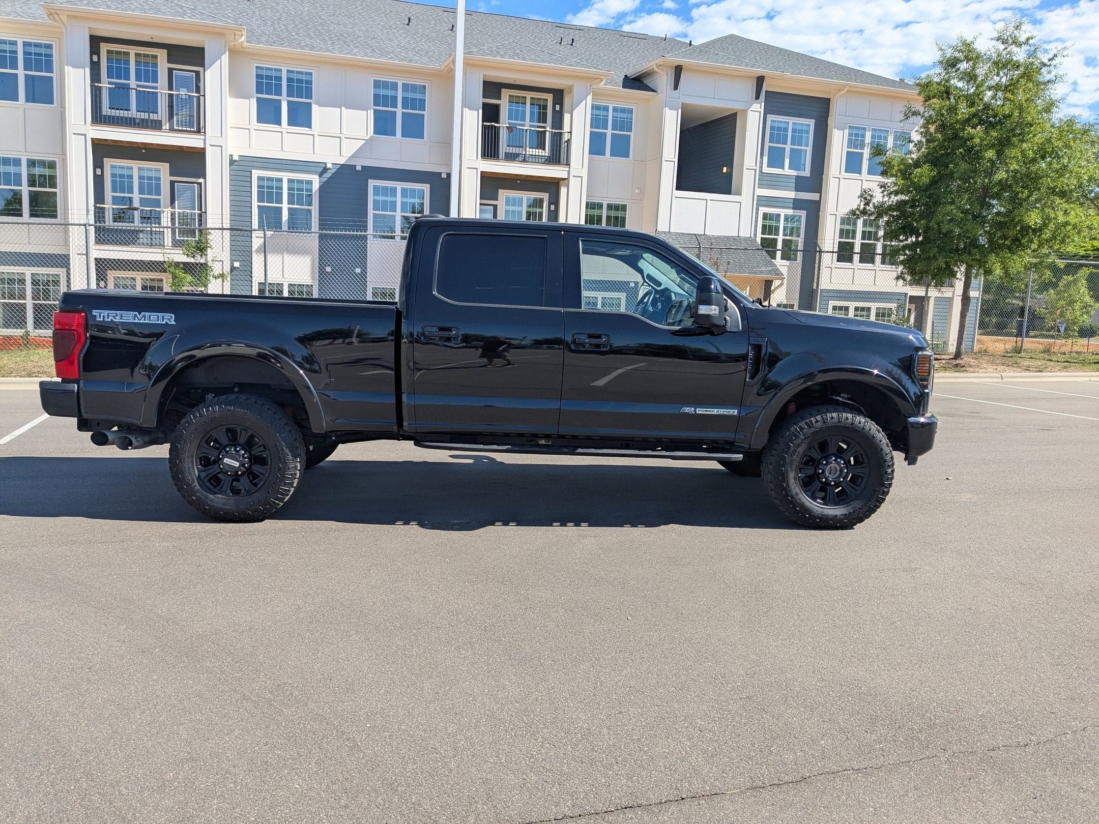 2021 Ford Super Duty F-250 SRW LARIAT