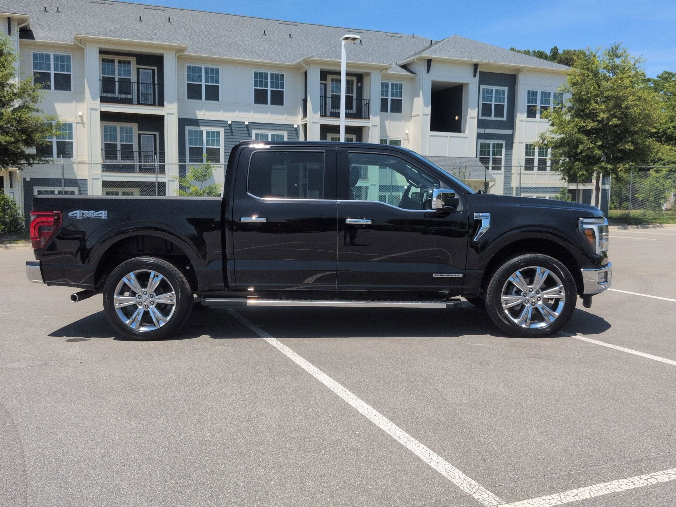 2024 Ford F-150 LARIAT