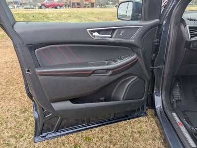 2022 Ford Edge ST Line