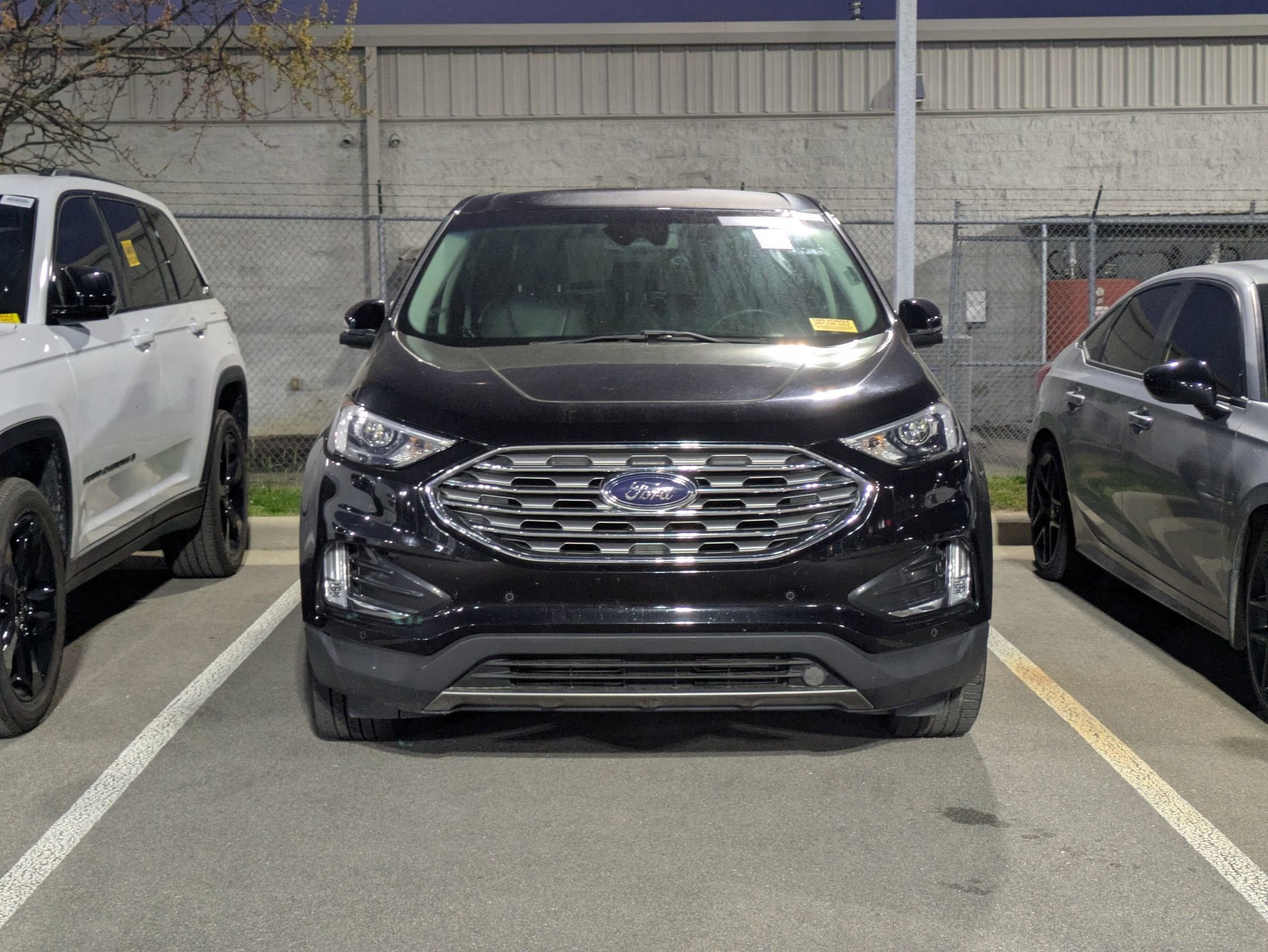 2022 Ford Edge Titanium