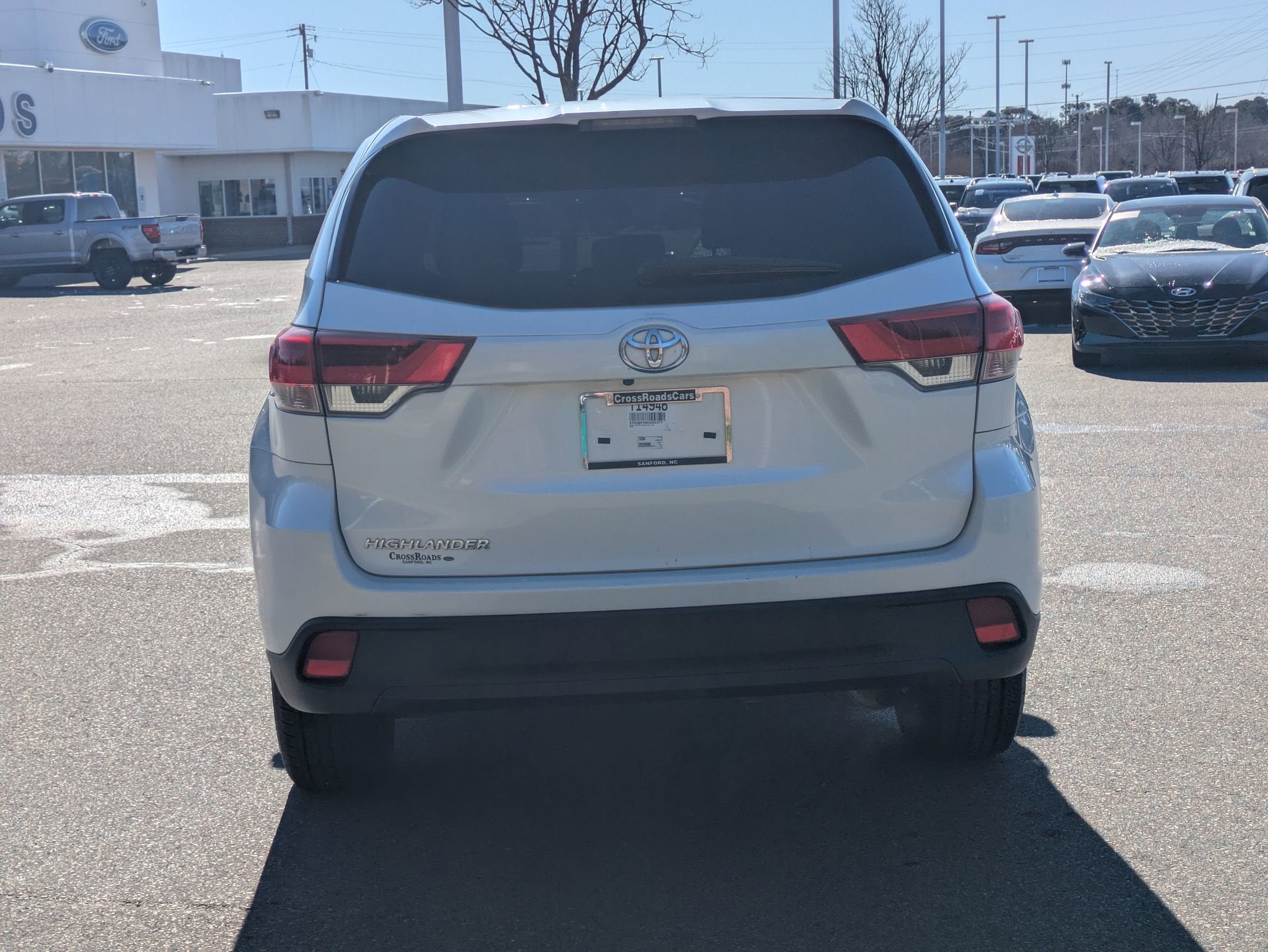 2019 Toyota Highlander LE