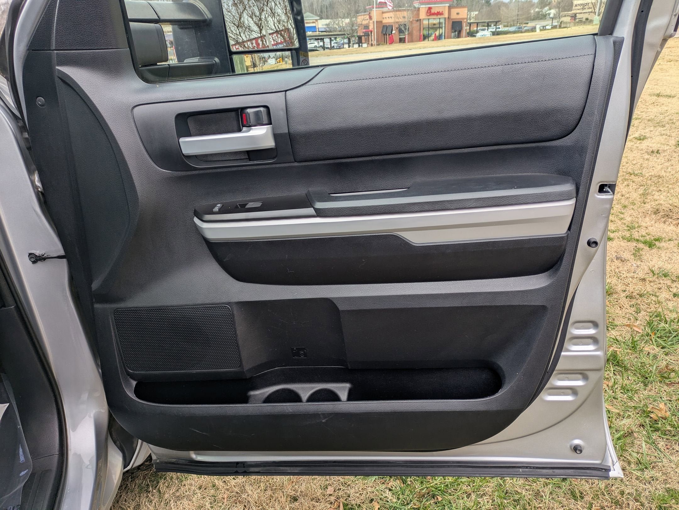 2018 Toyota Tundra 4WD SR5