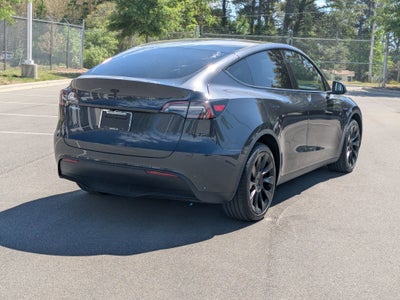 2024 Tesla Model Y Base