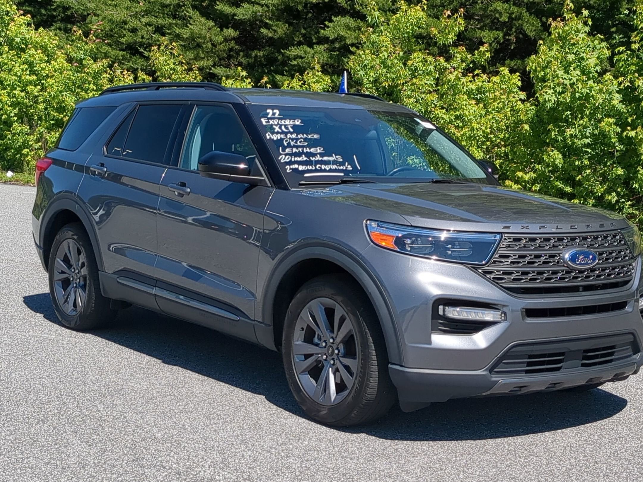 2022 Ford Explorer XLT