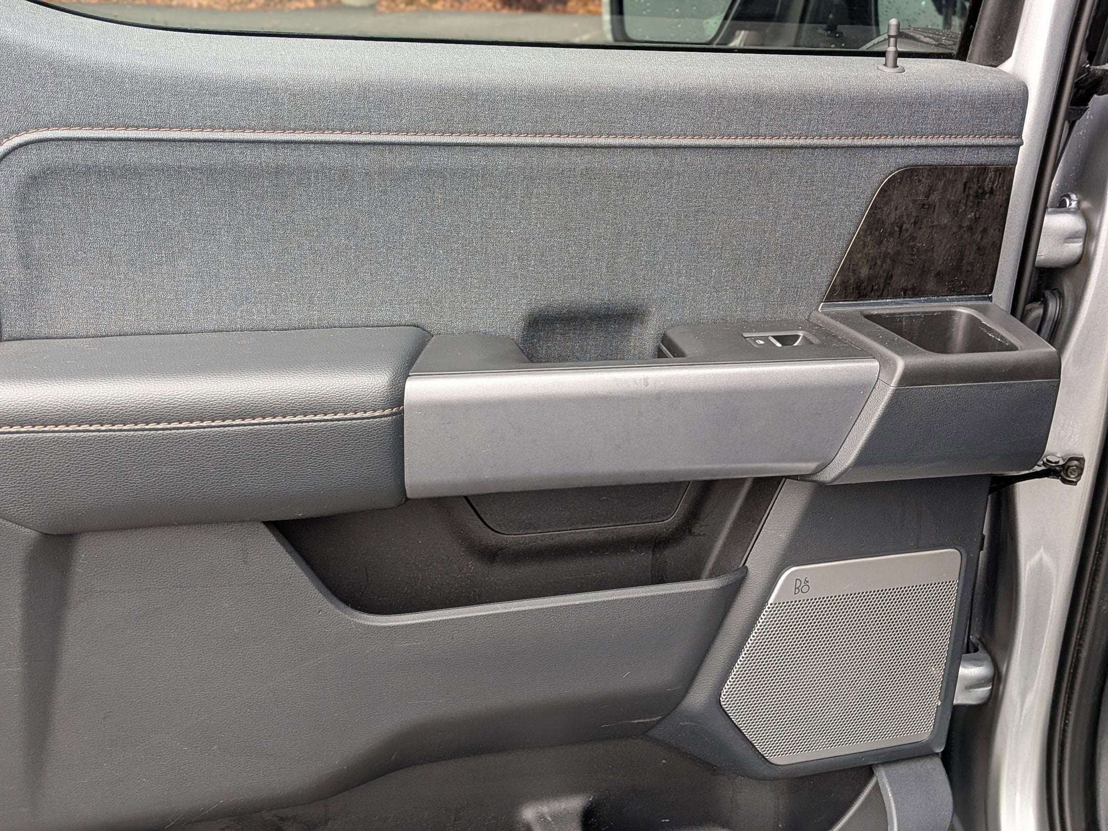 2023 Ford F-150 Lightning LARIAT