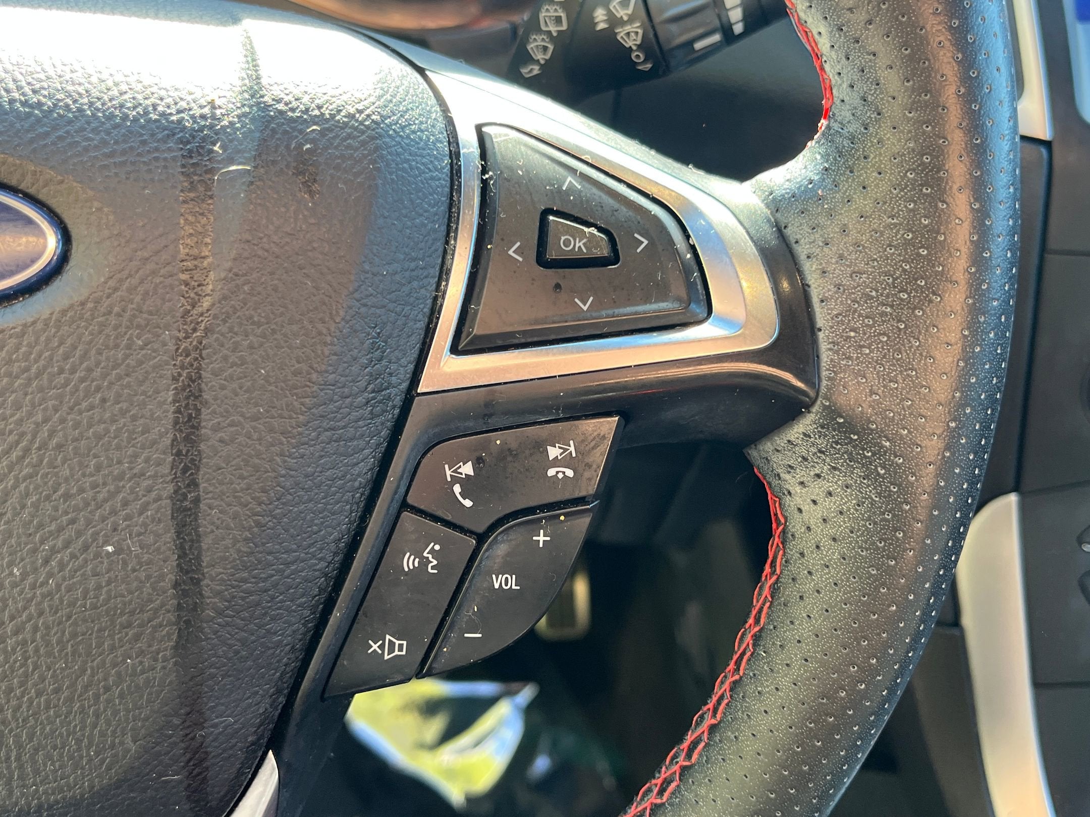 2020 Ford Edge ST Line