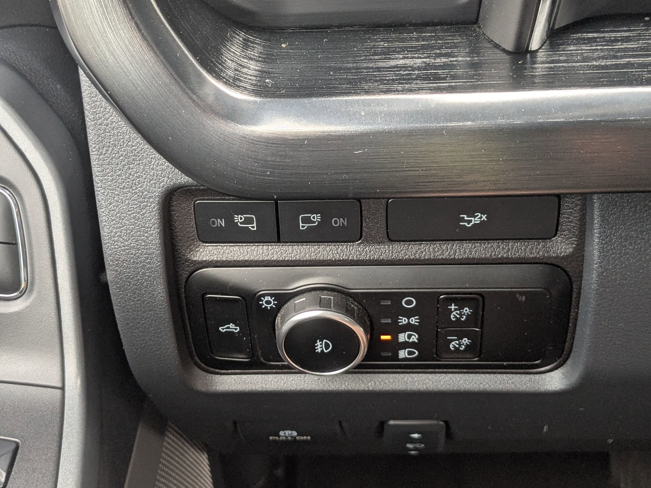 2024 Ford Super Duty F-350 DRW LARIAT