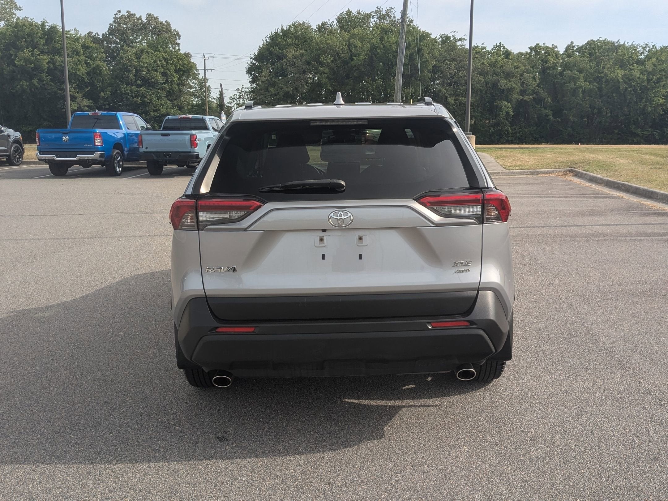 2020 Toyota RAV4 XLE