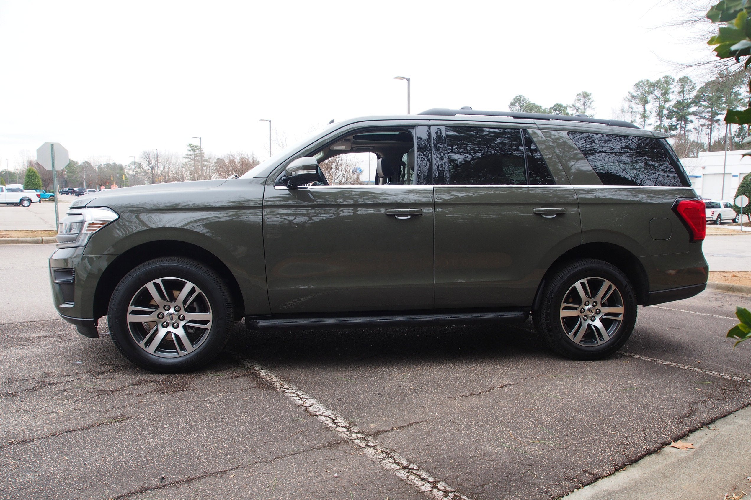 2024 Ford Expedition XLT