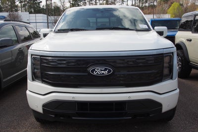 2025 Ford F-150 Lightning Platinum