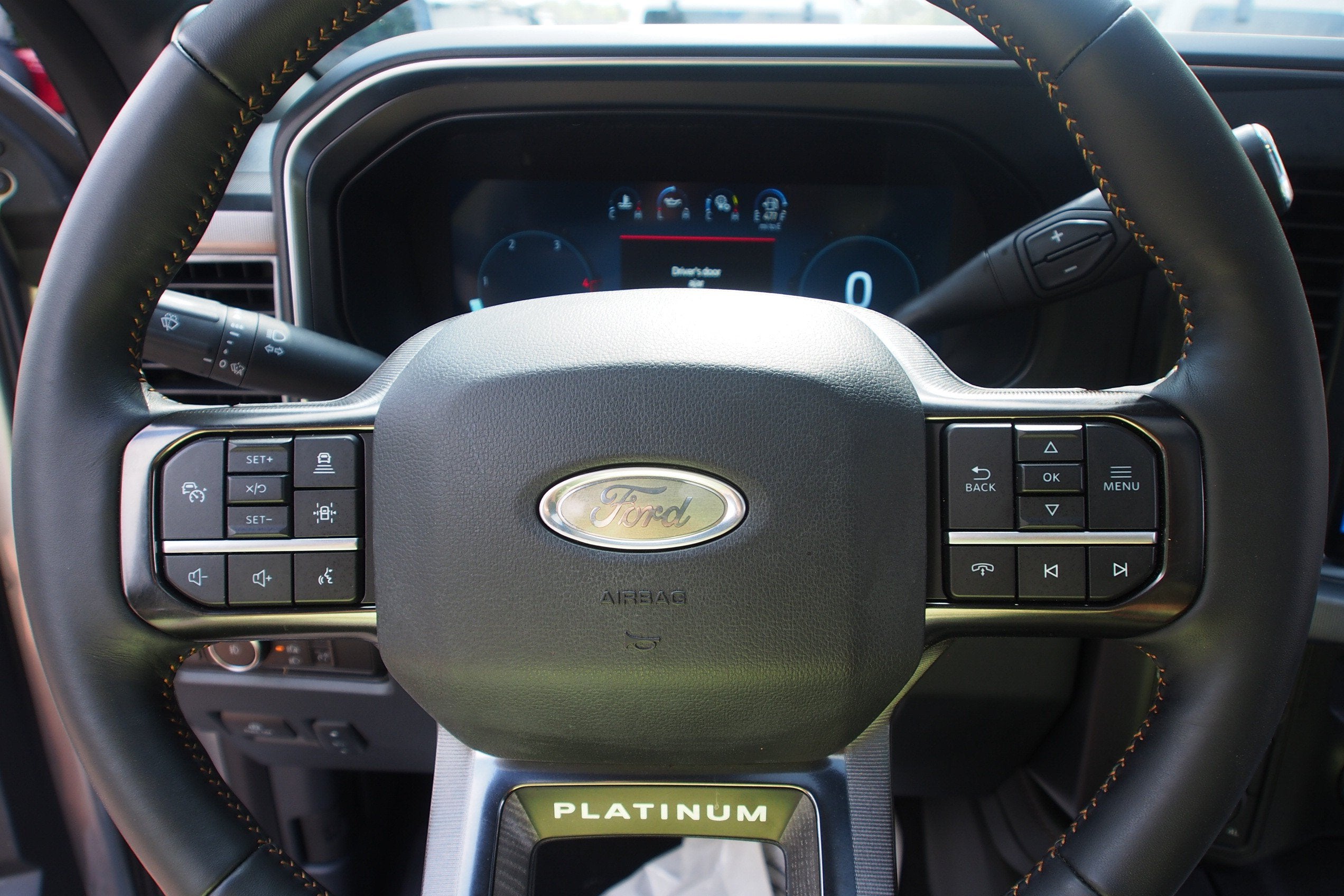 2024 Ford Super Duty F-350 SRW Platinum