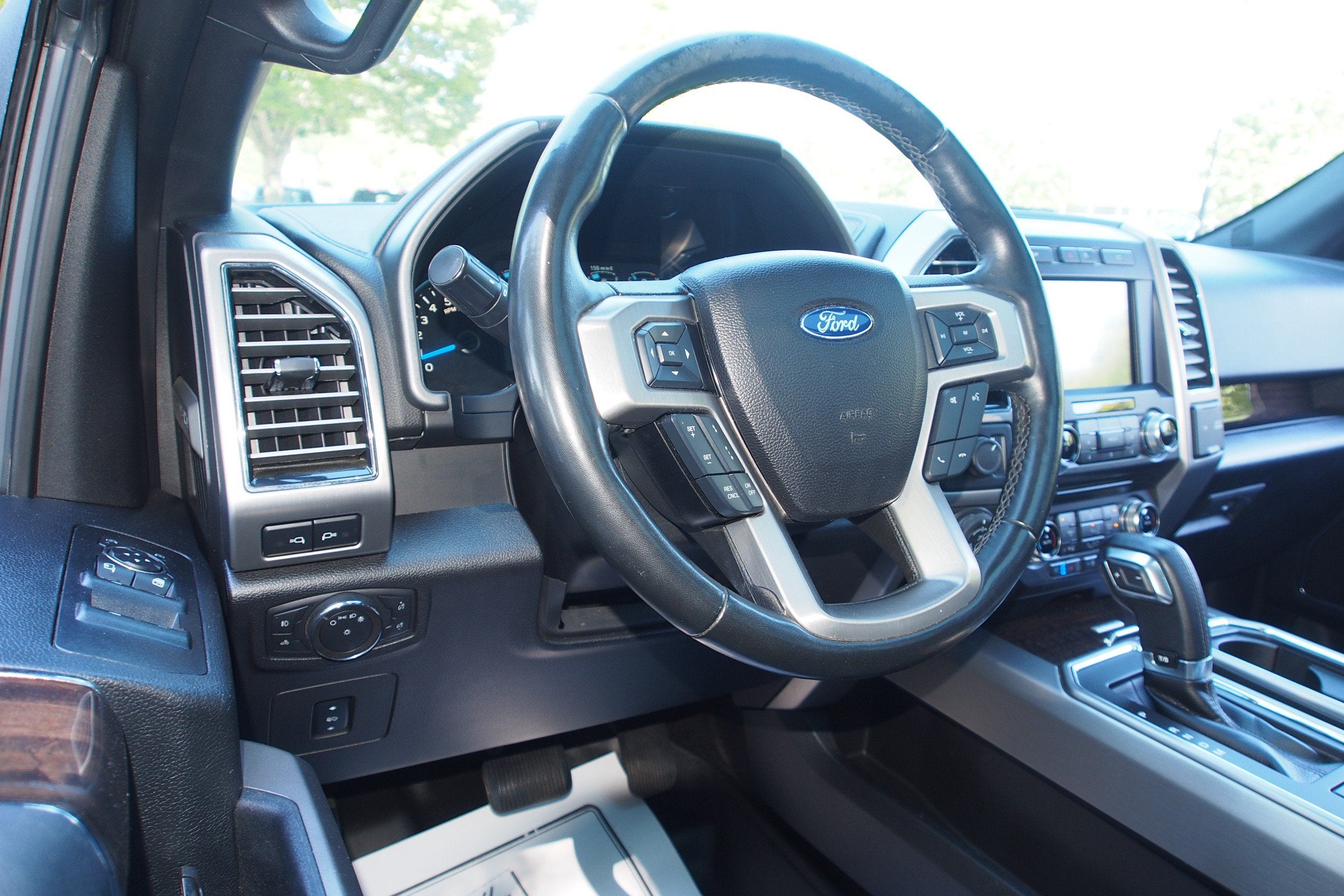 2017 Ford F-150 Platinum