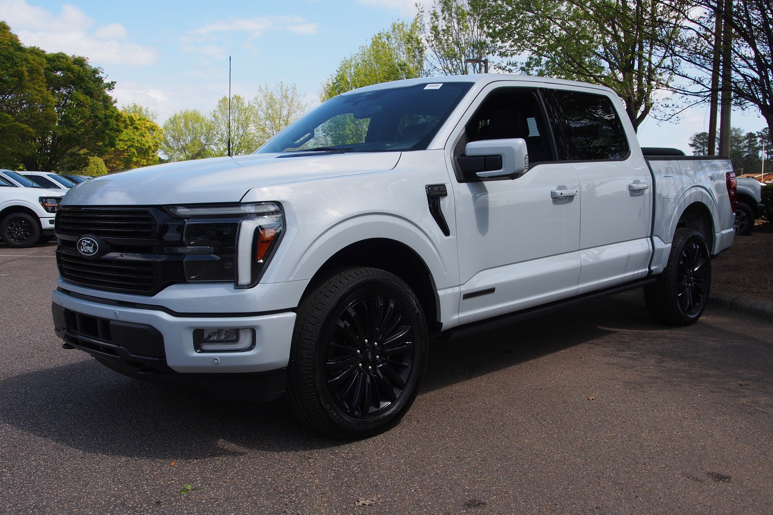 2025 Ford F-150 Platinum